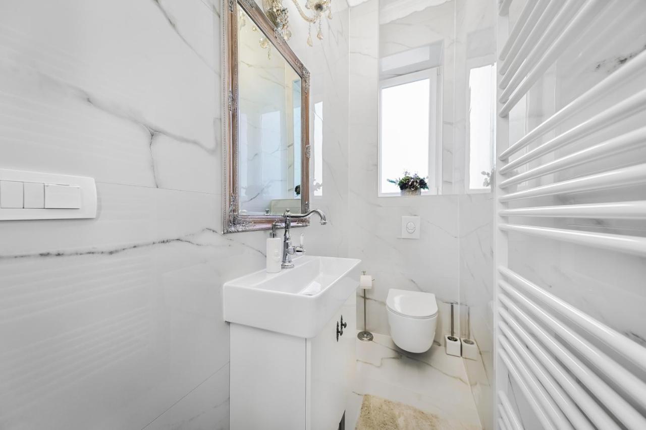 Luxury Class Apartment - 1St Floor, Large Apartment, Downtown, Newly Renovated, Fast Wifi, 4X Air Conditioning Zagrzeb Zewnętrze zdjęcie