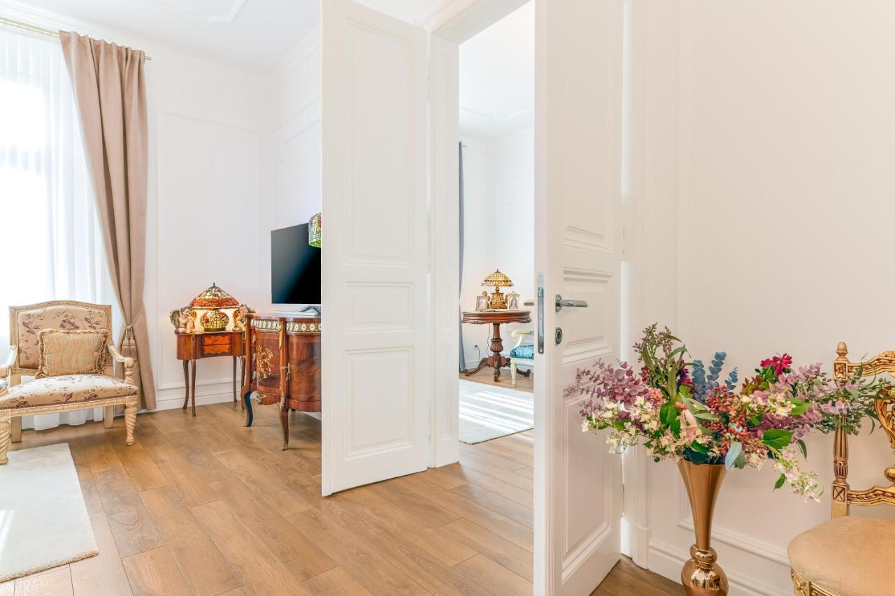 Luxury Class Apartment - 1St Floor, Large Apartment, Downtown, Newly Renovated, Fast Wifi, 4X Air Conditioning Zagrzeb Zewnętrze zdjęcie