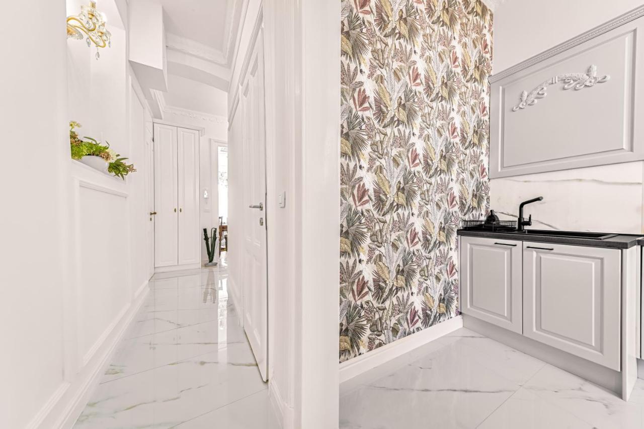Luxury Class Apartment - 1St Floor, Large Apartment, Downtown, Newly Renovated, Fast Wifi, 4X Air Conditioning Zagrzeb Zewnętrze zdjęcie